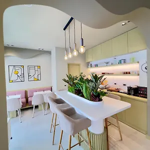 Noem Otel